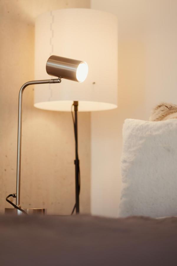 Kurpark Loft: Terrace Retreat With Free Parking * Wiesbaden