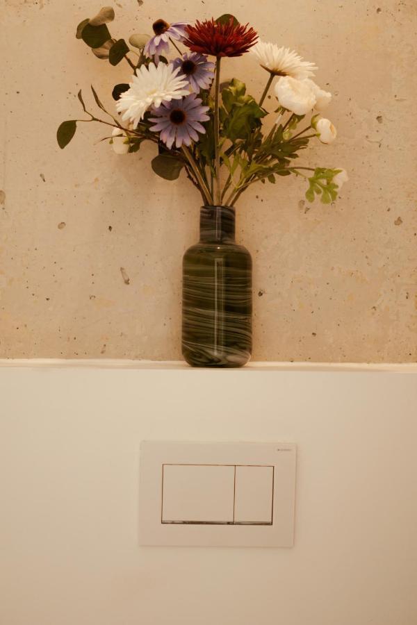 Kurpark Loft: Terrace Retreat With Free Parking Apartment